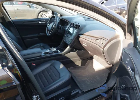 2018 Ford Fusion Hybrid Se z USA, uszkodzony, nr VIN 3FA6P0LU6JR115679